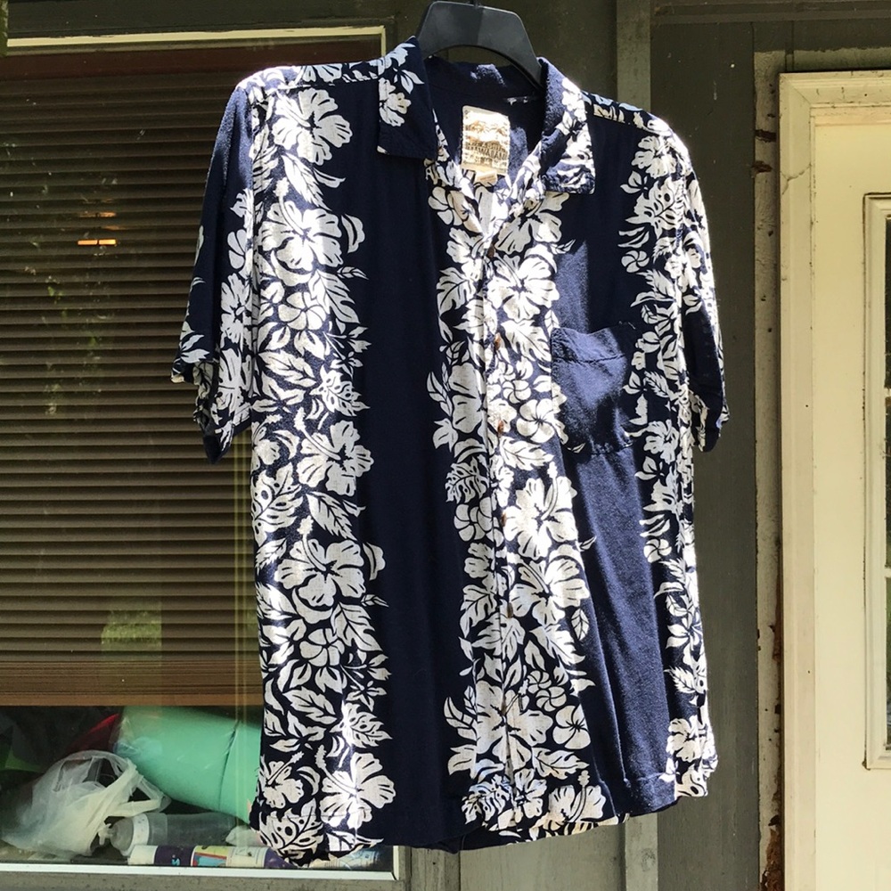 Steve & Barry’s classic Hawaiian shirt